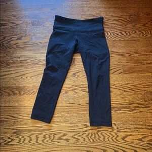 Lululemon Black High-Waisted Leggings Cropped
